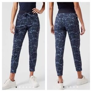 Athleta Trekkie North Jogger Floral Sz 12 Tall Long Ethereal Blue Bloom 988236
